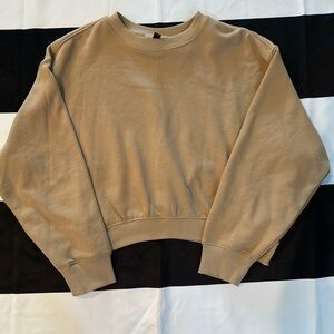 Universal thread tan Cropped Sweatshirt